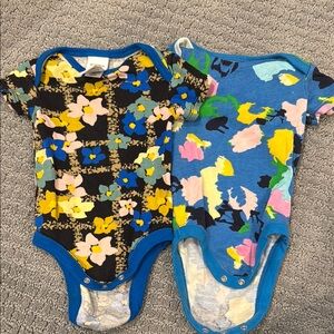 Nordstrom Kids Bodysuits - Black and Blue Floral